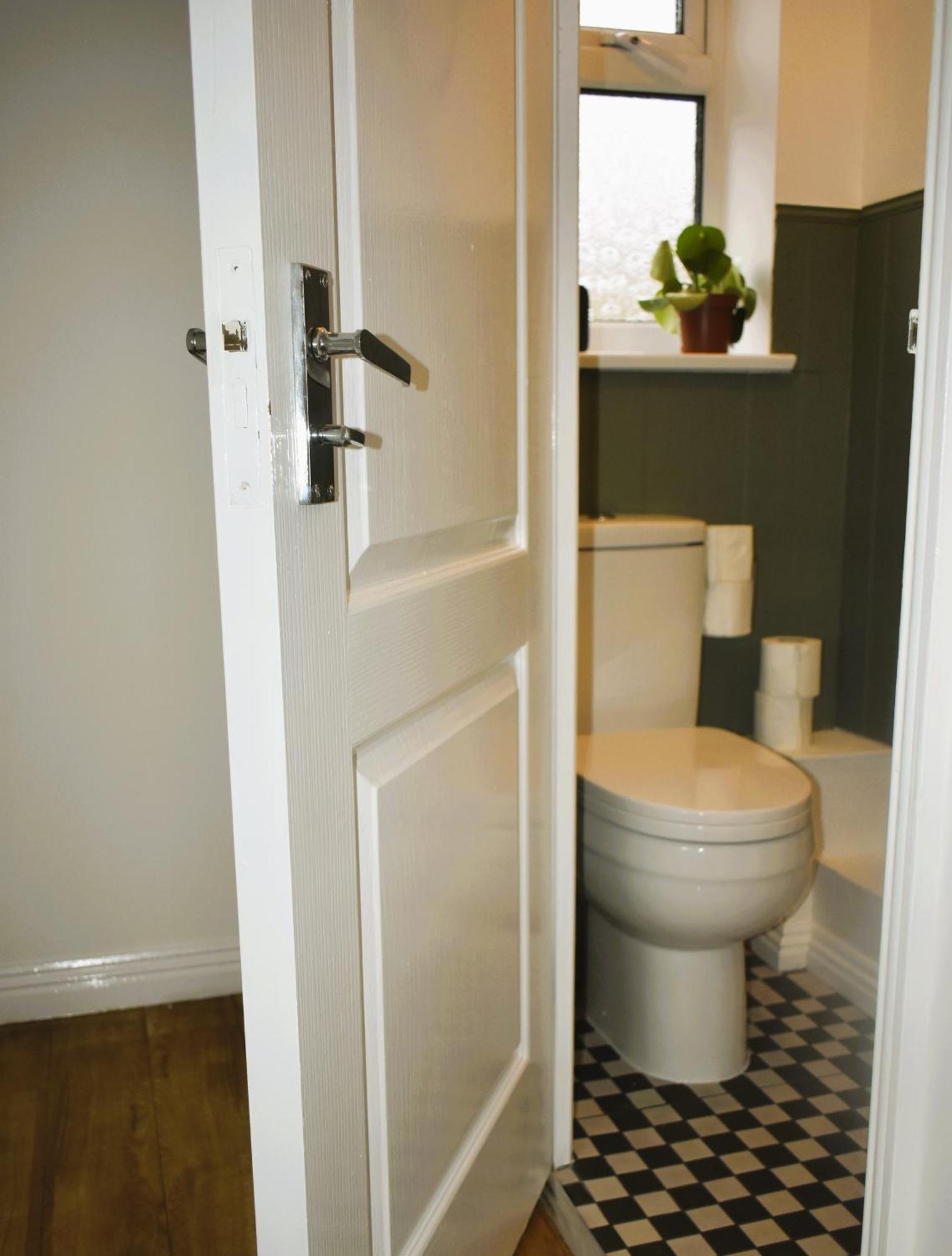 Luxury 2 Bed House With 3 Beds,3 Free Parking Lot In Dartford Near Town Centre, Adjacent Bus Stop, Train Station, Bluewater Mall, 25Mins To London City Airport,20 Miles From Central London Zewnętrze zdjęcie
